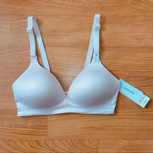 Calvin Klein Lightly Lined Wirefree Lounge Bra - Picture 4 of 13